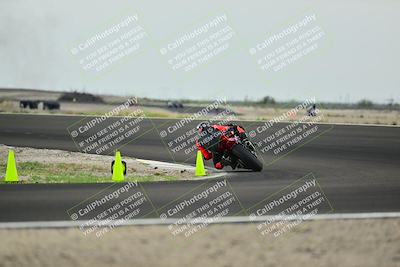 media/Apr-18-2025-TrackDaz (Fri) [[45f5874c44]]/A Group/Session 2 (Turn 10)/